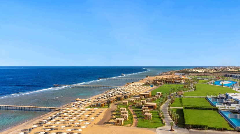 villas-beach&cabanas